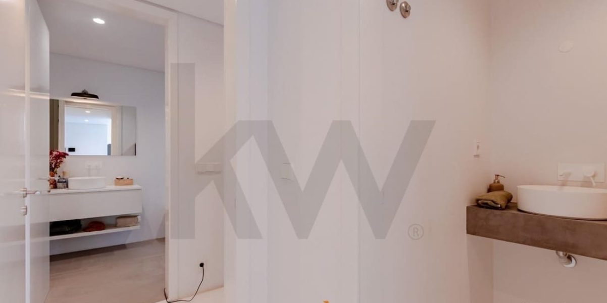 imgi_128_0c166b97-1d26-4c2e-95ba-c18d3cb9f5b9