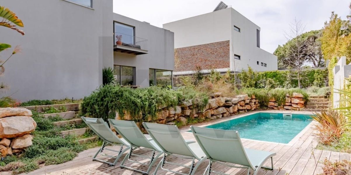 imgi_160_9e05bfa8-2a63-4b9f-b413-5bebc3a45080